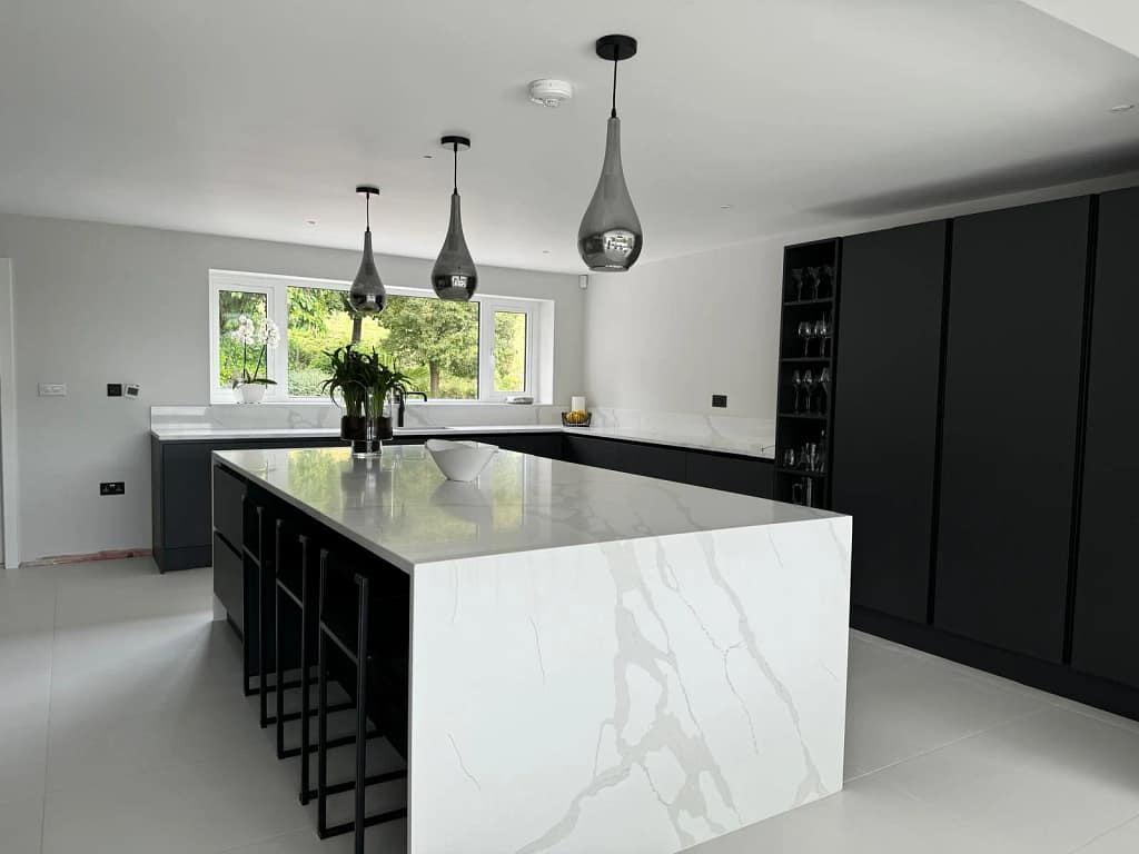 Fugen Superior Calacatta Quartz Kitchen Worktops & Island